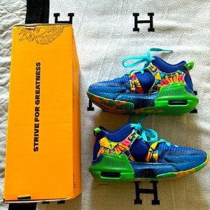 Nike Lebron Witness VII - LIKE new. With box. Worn a couple times.